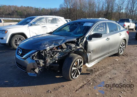 2018 Nissan Altima 2.5 Sr из США, поврежденный, VIN 1N4AL3AP1JC136099